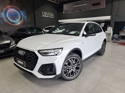 AUDI - Q5 Black 2.0 TFSI Quattro S tronic